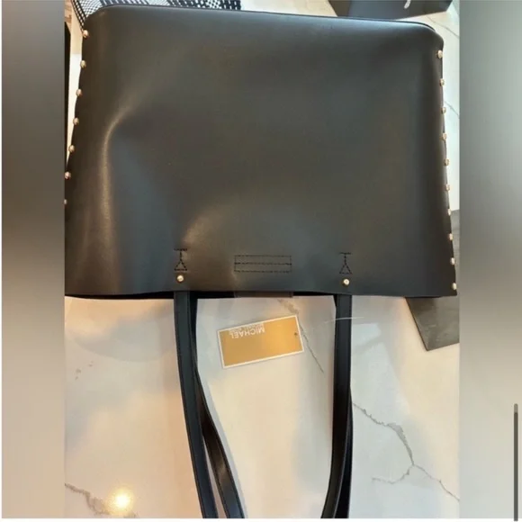Michael Kors Manhattan Tote Shoulder Bag Black Leather Gold Studs New With Tags Bags